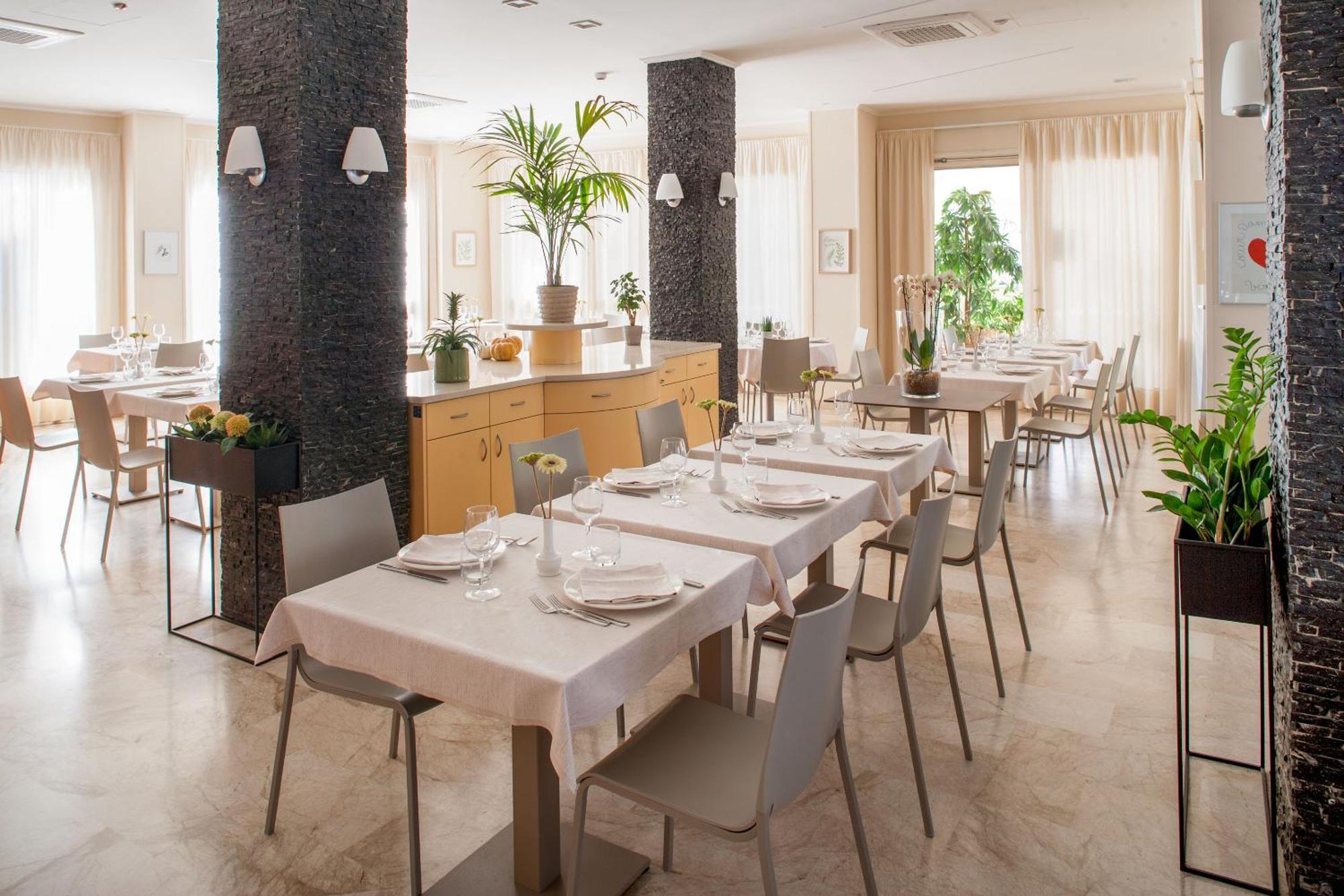 Hotel Olympic Diano Marina